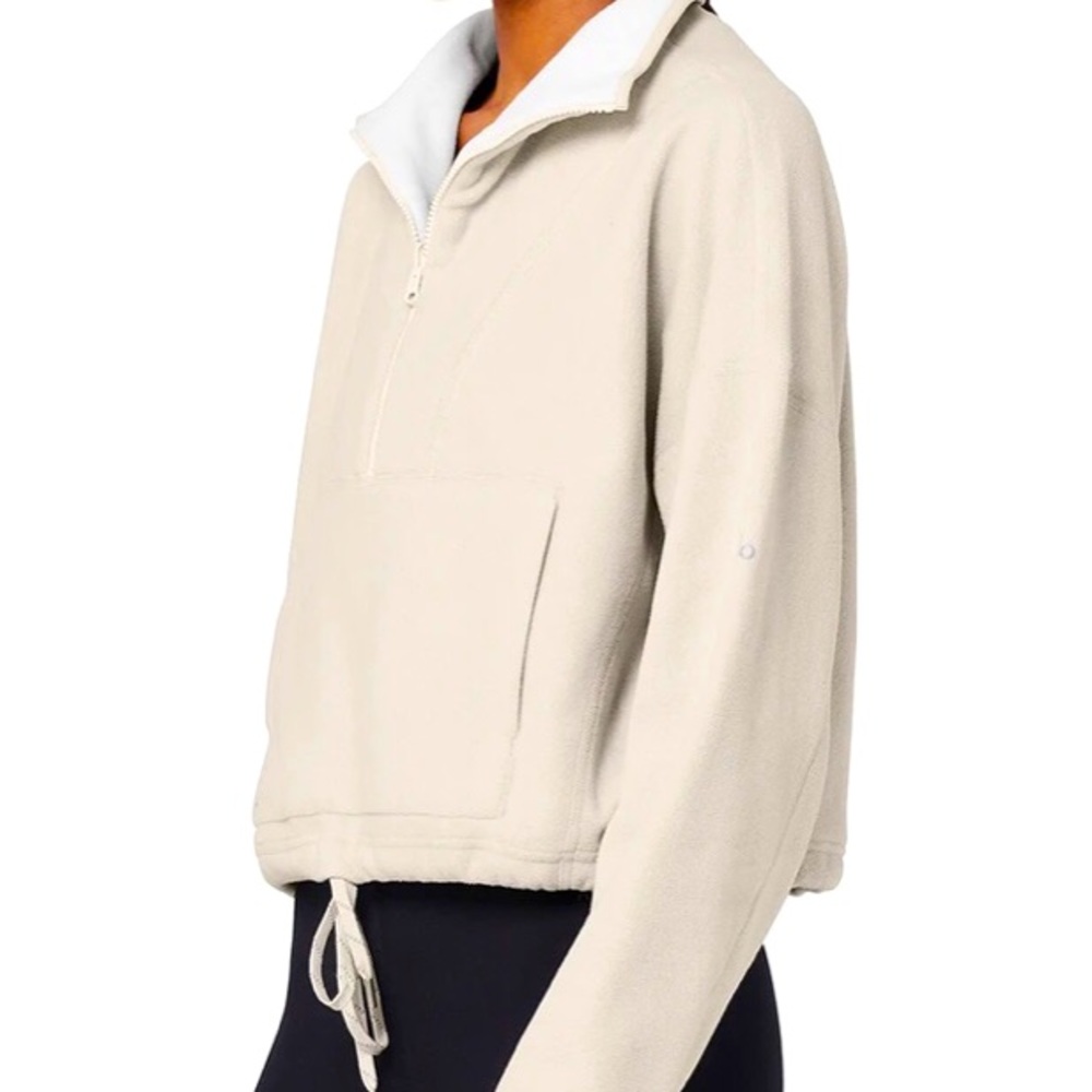 Yin Yang Half Zip Pullover